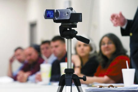Loudon residents, school board comfortable with camera at meetings